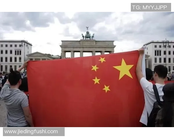 出征法国，他们敞开为期一年的留洋之旅